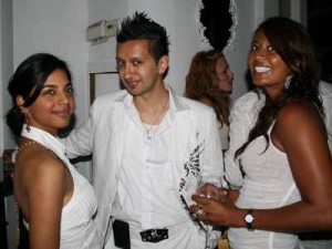 Don't miss FastLife's annual White Party, August 21, 2009 - Photo Credit: www.fastlife.ca